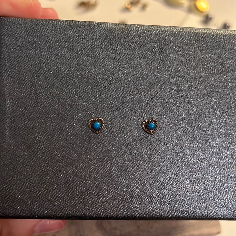 heart blue earrings